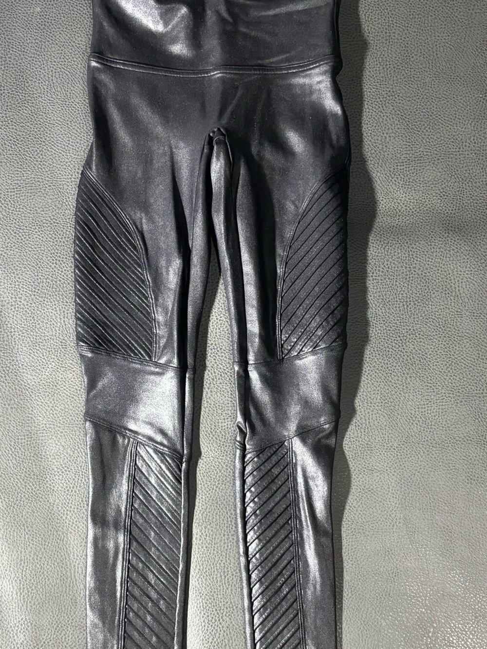 SPANX Women's Faux Leather Moto Leggings Size Small Black High Rise Shaping - Picture 2 of 7